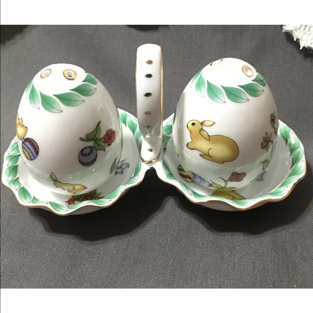 Bowring Salt And Pepper Shakers Easter Eggs in Caddy Porcelain